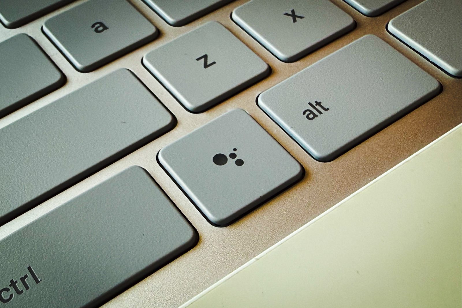 Google introducerer Gemini som erstatning for Google Assistant på Chrome OS.
